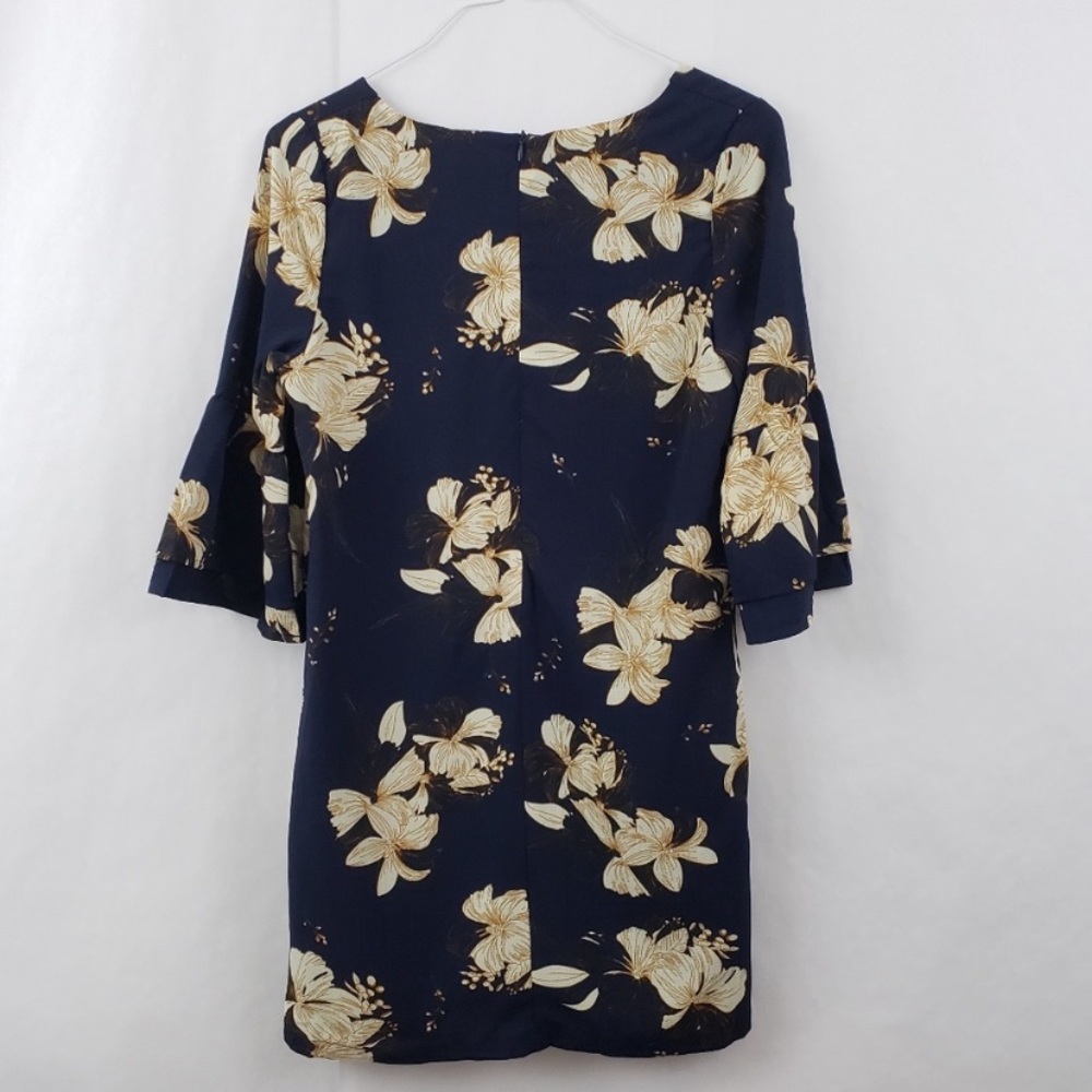 NWT belongsci flower dress - Picture 2 of 7